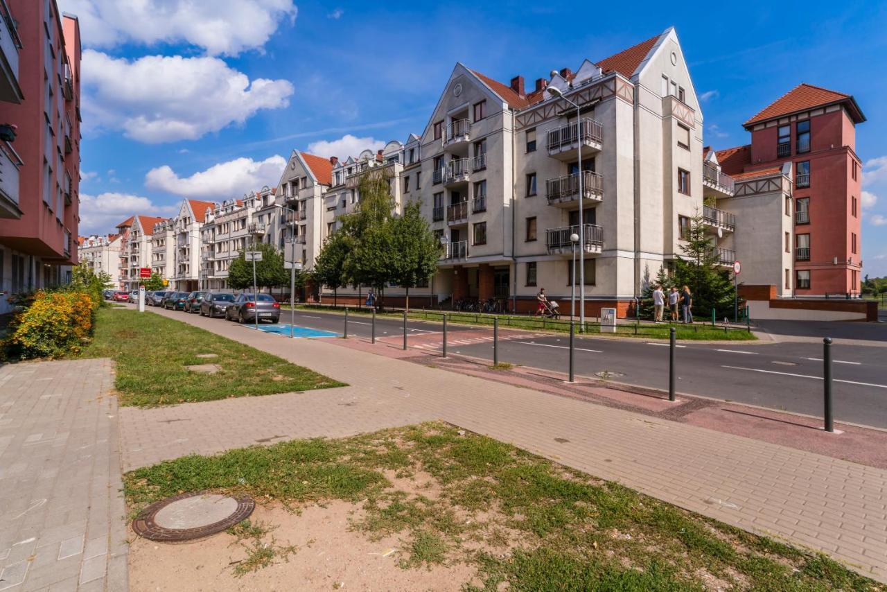 Sleepway Apartments- Szyperska Πόζναν Εξωτερικό φωτογραφία